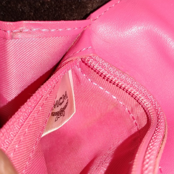 MCM WALLET! Great SALE! - Picture 14 of 16